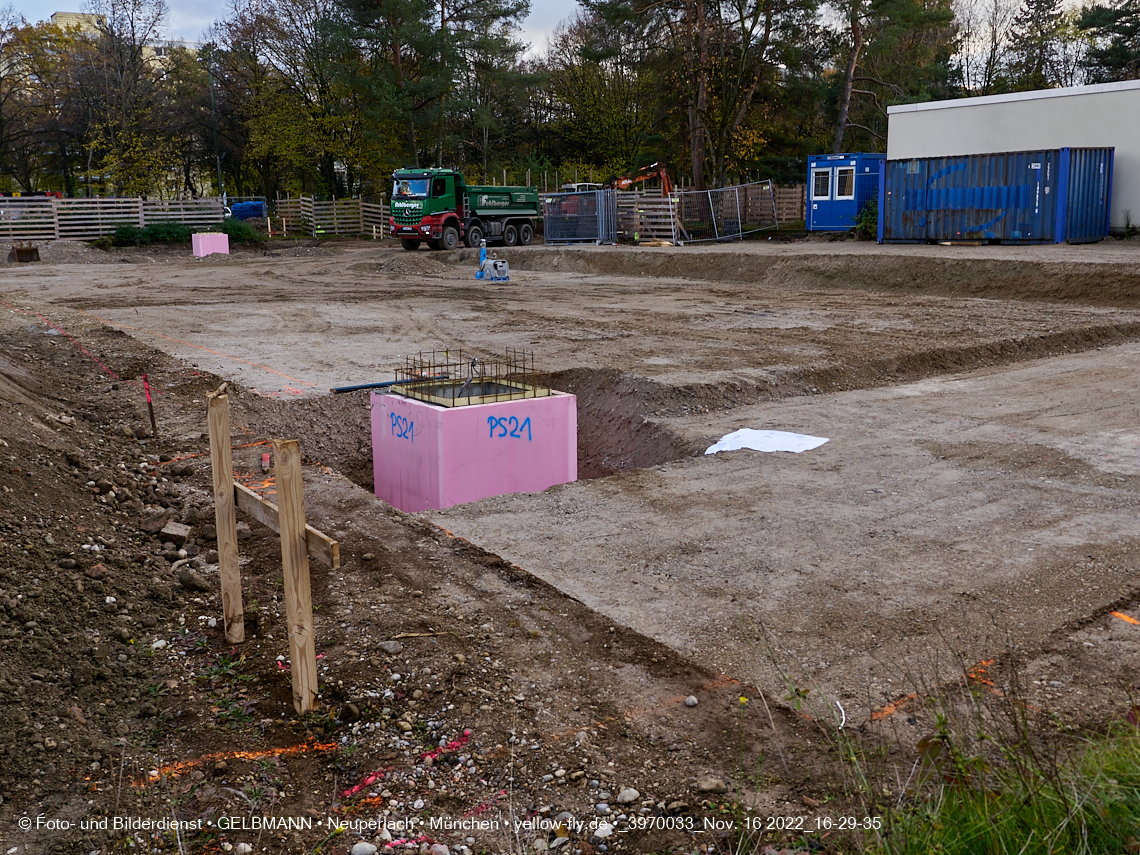 16.11.2022 - Baustelle an der Quiddestraße Haus für Kinder in Neuperlach